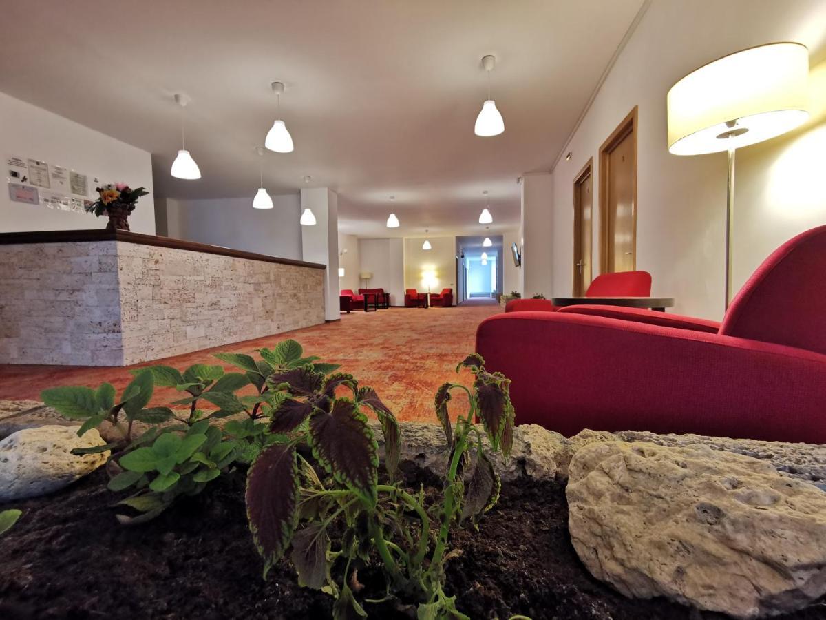 Hotel Mercur Eforie Sud  Zewnętrze zdjęcie